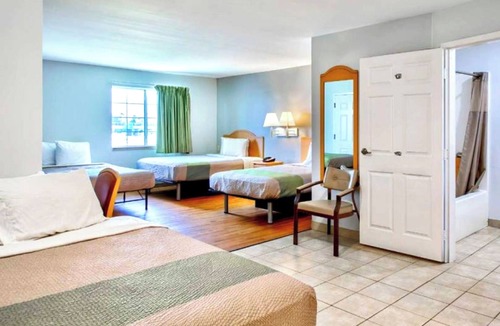 Sulphur Hotel | Oyo Townhouse Sulphur,LA Extended Stay I-10