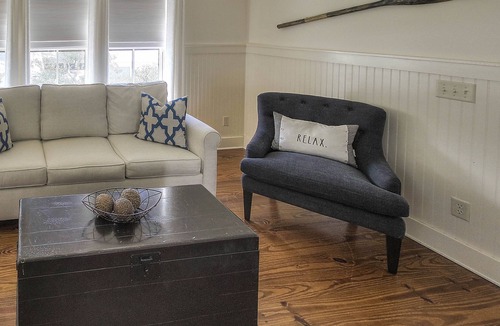 Watercolor Apartment | Packed Prime Luxury CarriageApt by Camp Watercolor