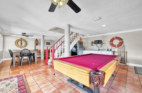 Holiday Isle House | Palm Breeze - Is a 4BR with Private Pool and Boat Dock in Destin