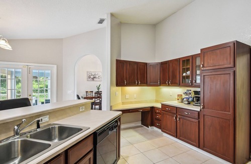 Palm Coast Cottage | Palm Coast Escape: Screened Lanai, Saltwater Pool!