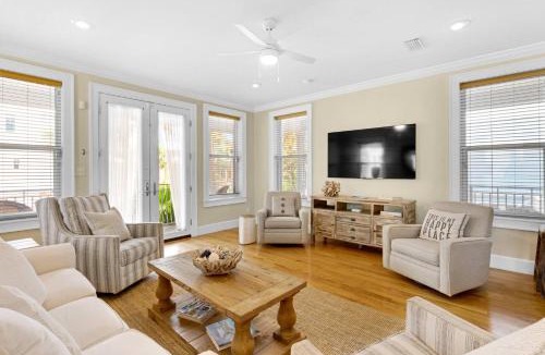 Seacrest Beach House | Palms and Pines