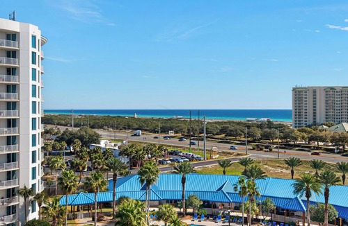 Fort Walton Beach - Destin Condo | Palms Resort 2813: 2br, Pools, Courts, Gulf Views & Minutes to Beach!