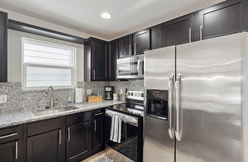 Panama City Beach Cottage | Panama City Beach Vacation Rental ~ 1 Mi to Beach!