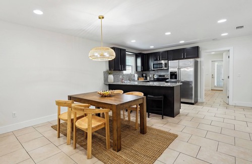 Panama City Beach Cottage | Panama City Beach Vacation Rental ~ 1 Mi to Beach!