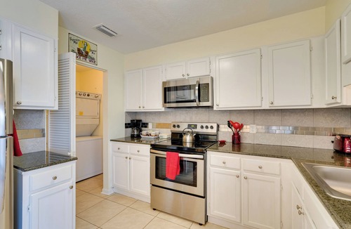 Parker House | Panama City Townhome w/Balcony, Water Views!