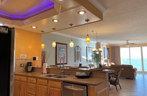 Panama City Beach Condo | PANORAMIC Oceanfront Views 4 bd Condo at 2 bd rates FREE RESERVED Beach service