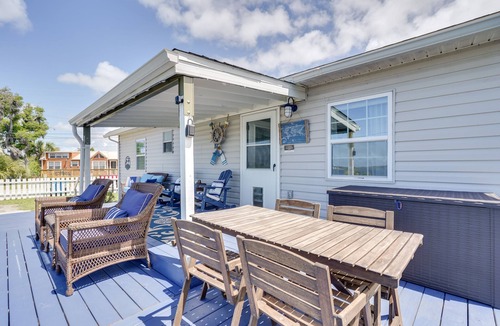 Parker House | PCB Home w/St Andrews Bay Views, Deck & Porch!