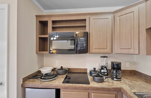 Sunshine Apartment | Peace Of Mind Rentals