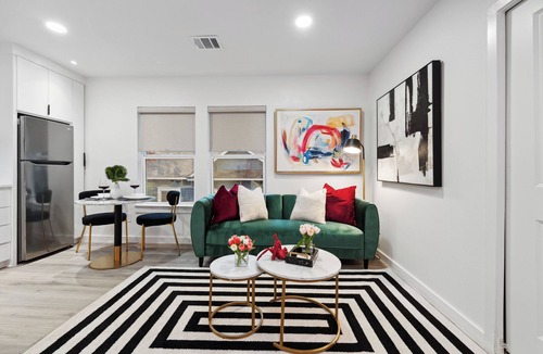 Oak Cliff Apartment | Peaceful 1-BR Stay w/Putting Green near Downtown