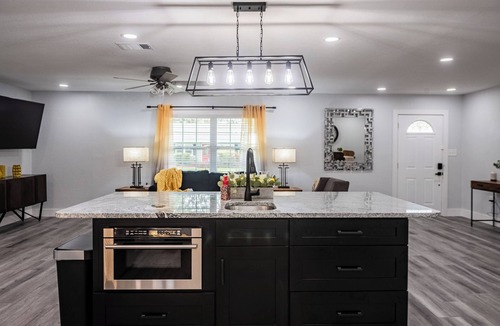 Lakeland House | Peaceful 3Bedroom - 2 Bathroom Retreat on 2 Acres - 9 Mi to Tigertown - Sleeps 6