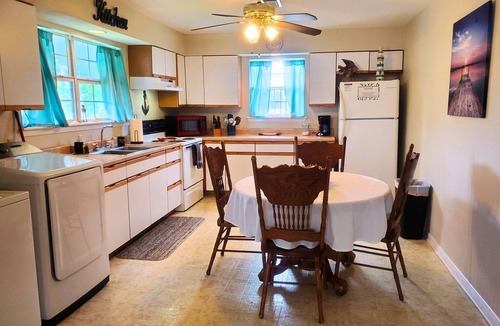 Shoreline Park House | Peaceful Waterfront Summer Escape! Private dock, 2 Kings