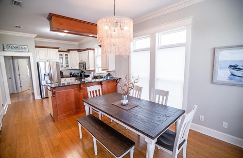 Inlet Beach Heights House | Peach on the Beach. 4 Br home. 15 steps from the beach!