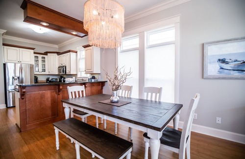 Inlet Beach Heights House | Peach on the Beach. 4 Br home. 15 steps from the beach!