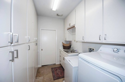 El Lago House | Pelican Bay Resort - Clear Lake Compound, Sleeps 23, Pool, Hot Tub, Pier