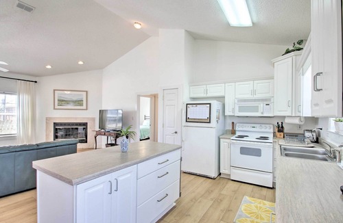 Toilla Segunda House | Pensacola Beach Home: 1 Block to Beach Access