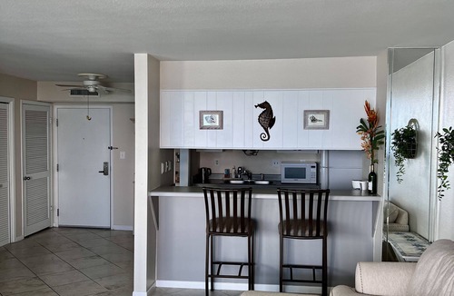 Villa Sabine Condo | Pensacola Beach Waterfront Condo - Yacht, Pool, Tennis, Beach Club - 7th Floor