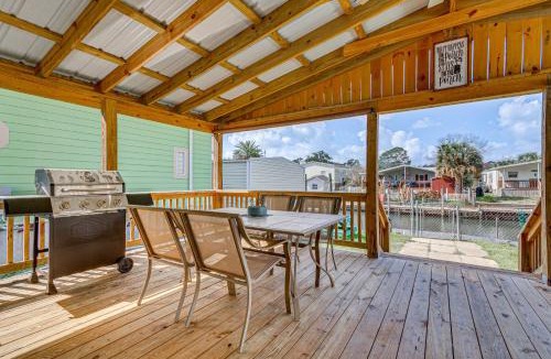 Bayou Grande Villa House | Pensacola Home w/Private Dock - 7 Mi to Beaches
