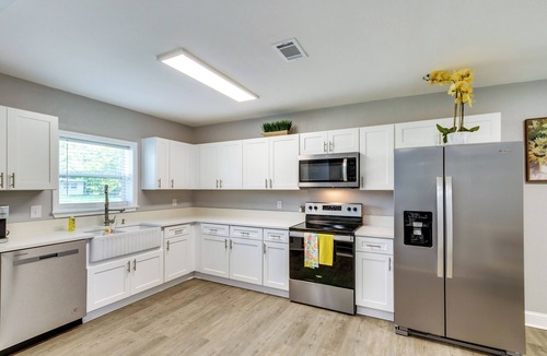 West Pensacola House | Pensacola Vacation Rental ~ 5 Mi to Beach!