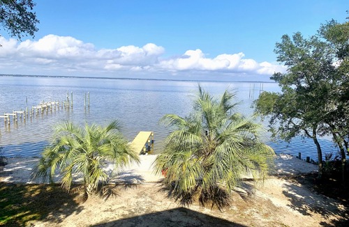 Ono Island House | Perdido Bay 4BR Waterfront House WITH A DOCK AND WHITE SANDS IN THE BACKYARD!