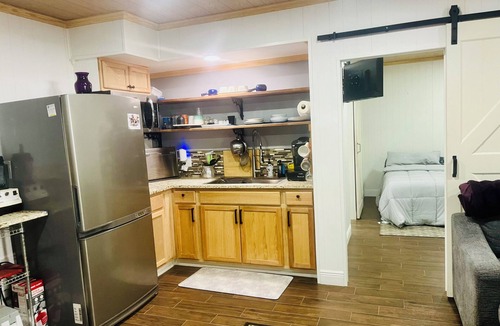 Fairhope Apartment | Perfect 1-bedroom Barndominium with AC in charming Summerdale/Fish River