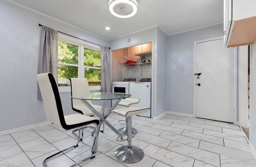 Forestdale House | Perfect 3-bedroom house with AC in welcoming Birmingham.