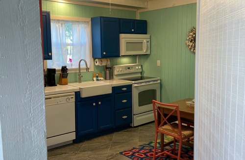 St. George Island Apartment | Perfect Couples Getaway - Canal Front Apartment