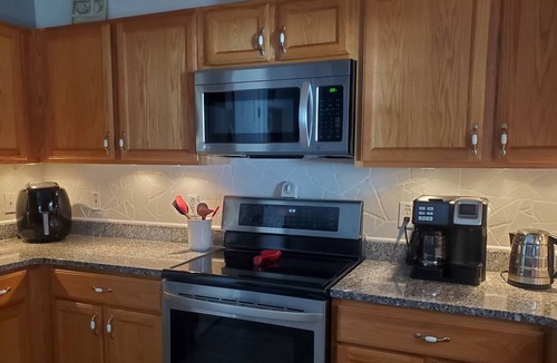 Magnolia Bluffs House | Perfect getaway home for the holidays! You can even bring the furkids