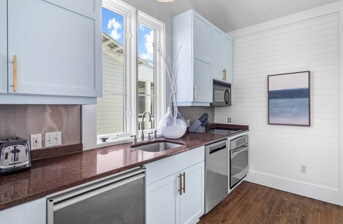 Seaside House | Perfect Layout for Two Couples. Beachside in the Middle of Seaside. Gulf View