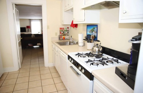 Lower Garden District Apartment | Perfect Location In the Lower Garden District. Off Street Parking.