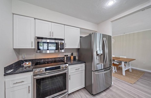 Whitfield House | Perfect Sarasota Getaway: Fully Renovated Heated Pool w no extra fee -Game Room!