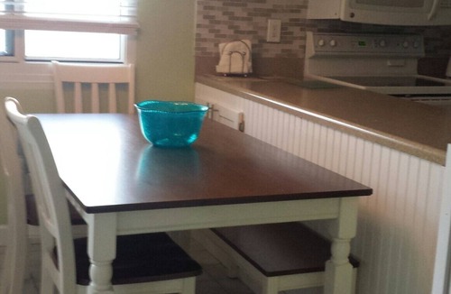 Sunnyside Condo | Perfect Spot for a Well Deserved Vacation! Check Us Out!