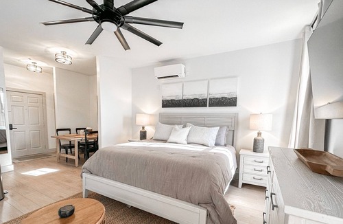 Treetop Apartment | Perfectly nestled between Rosemary & Alys Beach