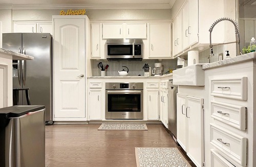 Northwest Dallas House | Pet-friendly 4-bedroom PLUS Office and Hot Tub