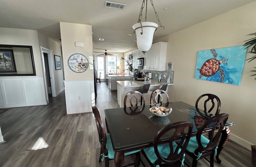 Red Fish Cove Condo | Pet Friendly beach front 3-bedroom condo located in Pointe West, Galveston, TX.
