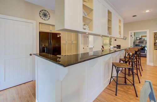 Seacrest Cottage | Pet Friendly! 🐶 Golf Cart & Bikes Included!