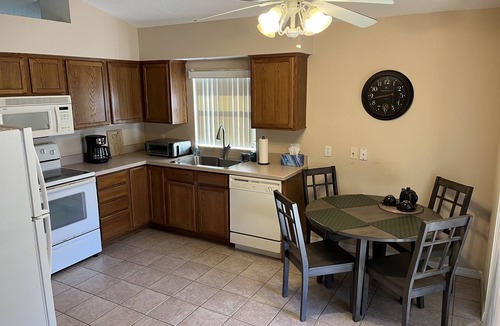 Mount Dora House | Pet-friendly home on quiet cul de sac
