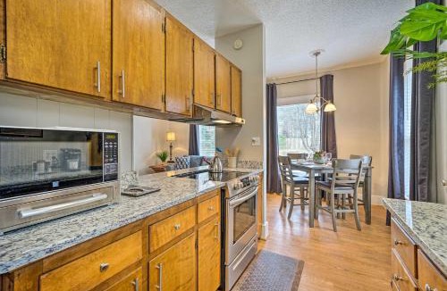 Texarkana House | Pet-Friendly Home w/Fenced Yard in Texarkana