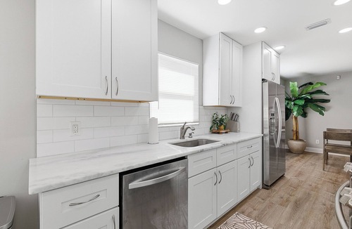 Port Orange House | ☀️Pet Friendly | One Level Home | Perfect for Bike Week | Orange Coast Getaway☀️