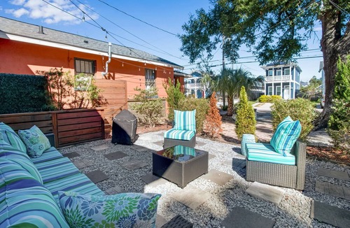 South Pensacola House | Pet-Friendly Paradise | Downtown Pensacola | My Beach Getaways