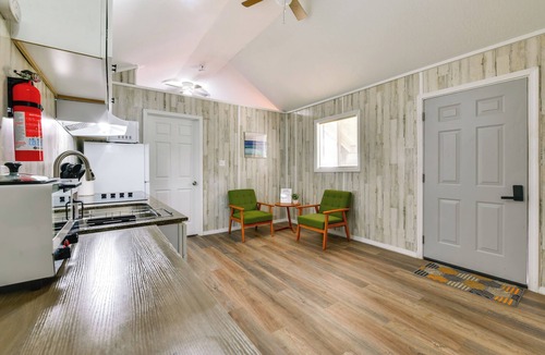 Picayune Cottage | Pet-Friendly Picayune Tiny Home: 4 Mi to Dtwn!