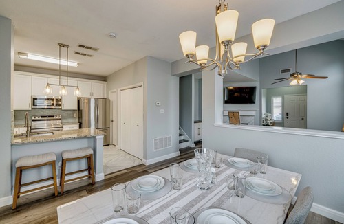 South Arlington House | Pet Friendly! Renovated Arlington Home Near AT&T