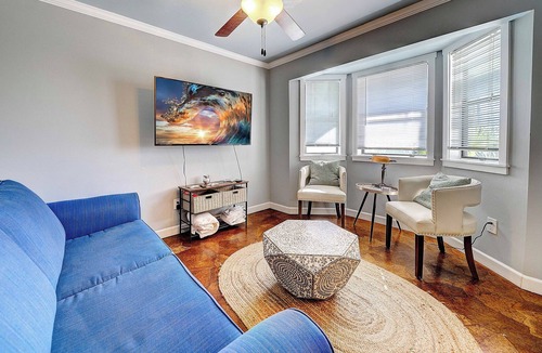 Thomas Drive House | Pet friendly coastal farmhouse inspired townhome, New on the market, steps away form the beach
