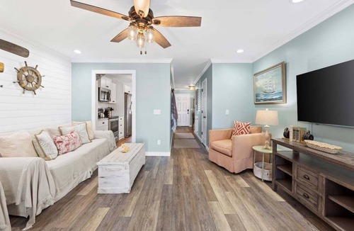 Crescent Beach Condo | Pet-friendly condo, less than 5 min walk to beach, beach chairs, wagon, umbrella etc. included!