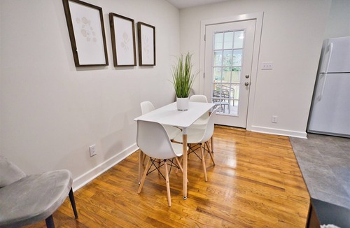 Laurel House | Pet Friendly, Walk to Park and Historic District