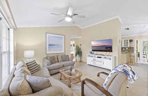 Marco Island House | Pet-friendly waterfront with pool and steps to beach