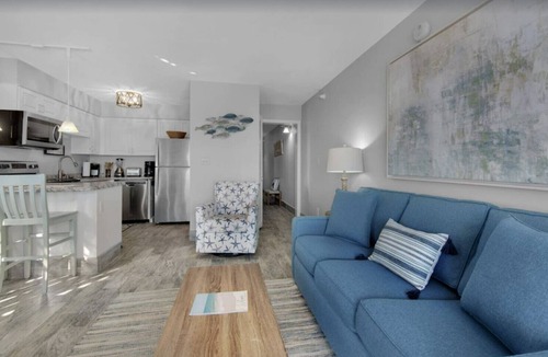 Ono Island Condo | Phenomenal Views! Beachfront! Come relax at the Beach! Unit 26- Sleeps 6