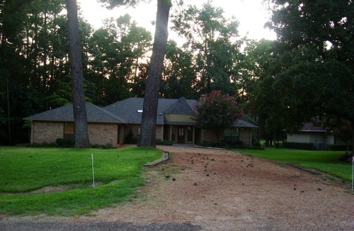 Holly Lake Ranch House | Picture Perfect Golf Course Lot! Golfer or not - No denying the beauty !