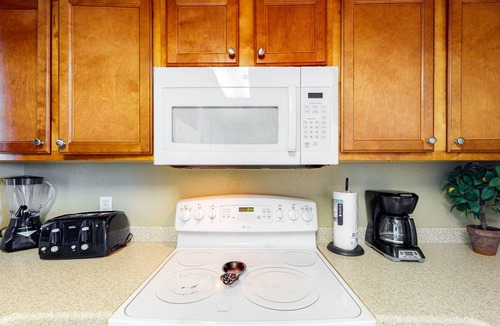 Pensacola Beach Condo | Picture-perfect Gulf-front condo with lagoon pool, hot tub - walk to beach