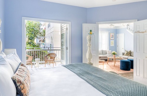 Crystal Shores House | Pineapple by AvantStay | Spectacular Destin Getaway Only 1 Block To Beach