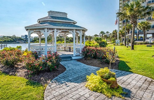Sunnyside Apartment | Pinnacle Port A-101